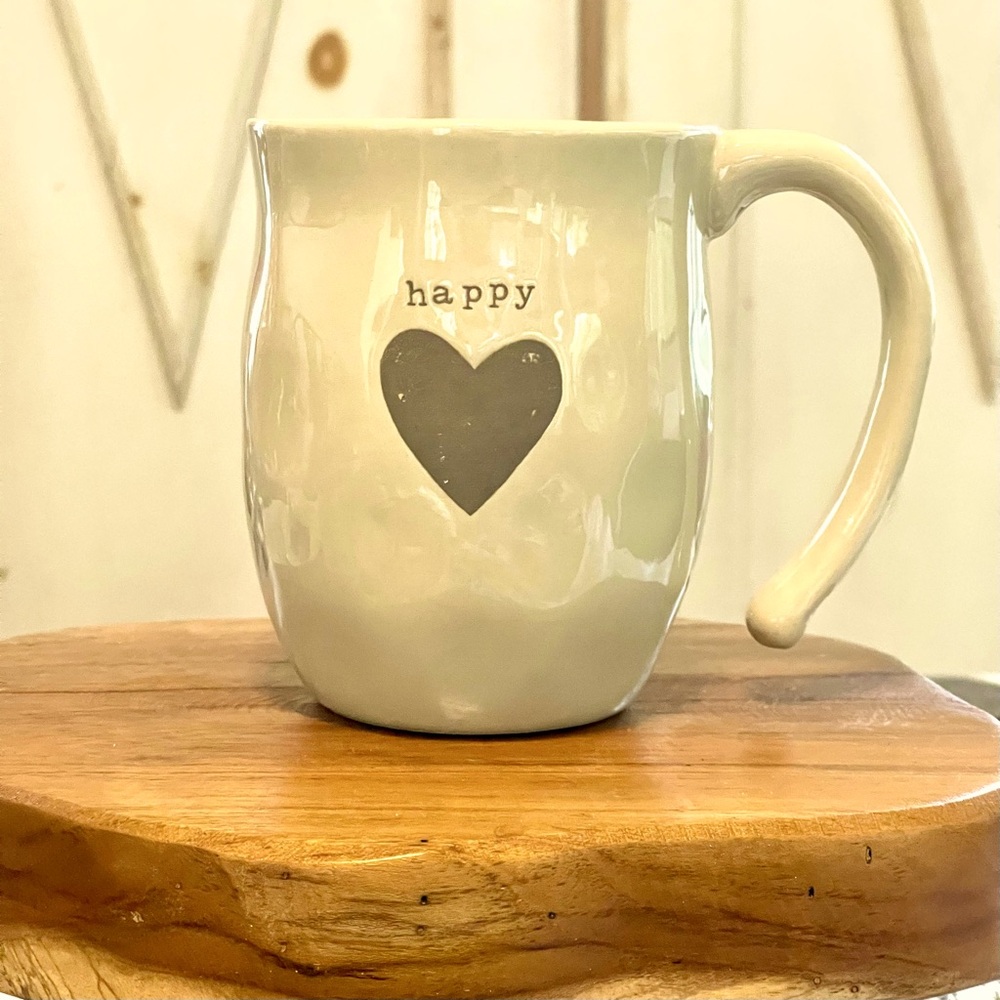 Demdaco  Love Heart Mug - Warm Heart
Pre owned good condition